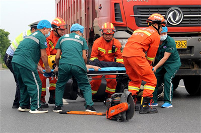 张北沛县道路救援